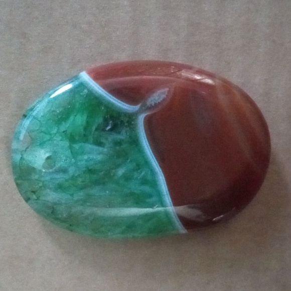 2.25" Christmas Jasper Green Quartz Pendant - Picture 2 of 5